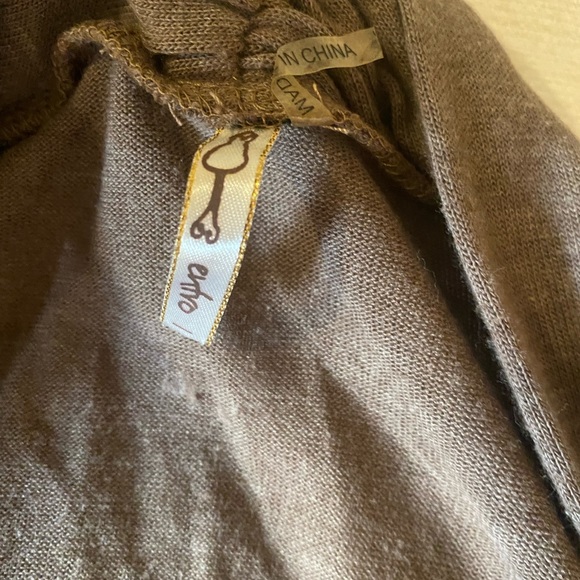 Brown cardigan - Picture 3 of 3